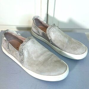 Kate Spade New York Lilly Taupe Suede Slip On Ruffled Sneaker Sz 8M